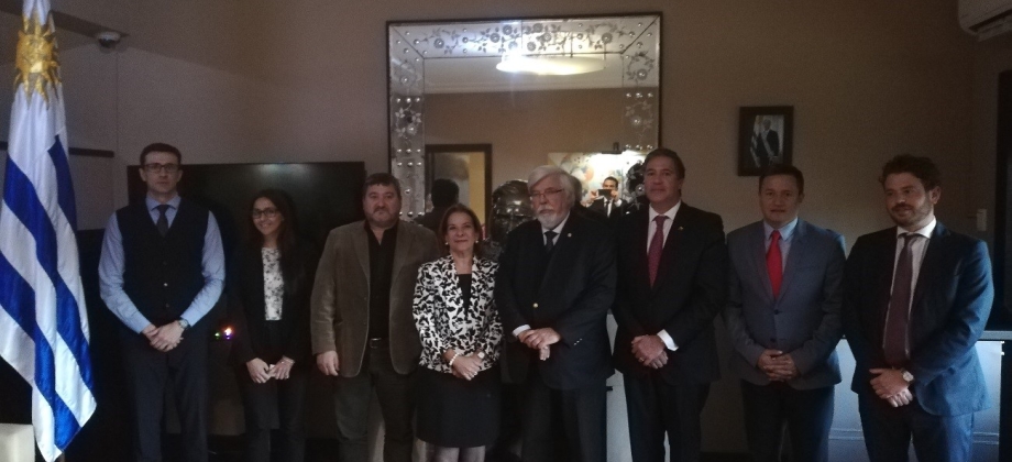 Embajada de Colombia en Uruguay acompañó la visita de la Ministra de Justicia 